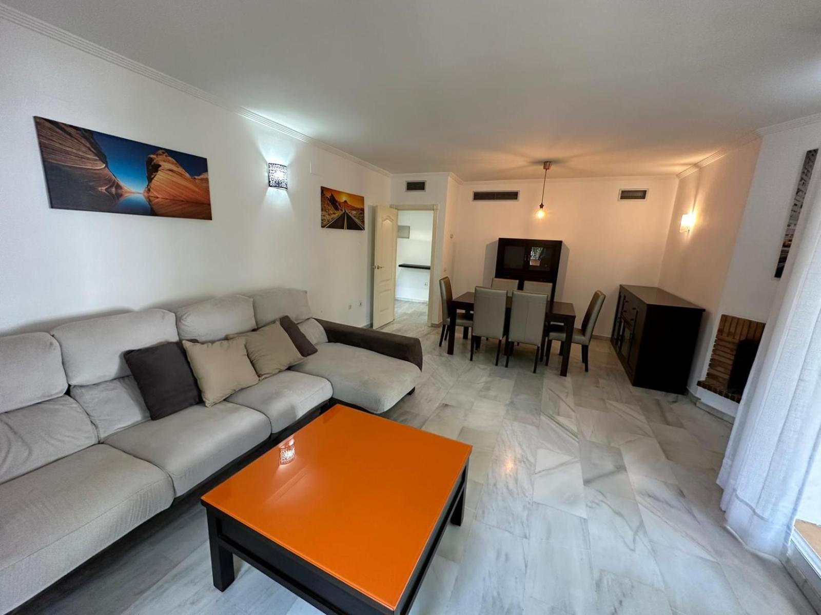 Apartamentos Naranjos Del Sol Marbella Exterior photo